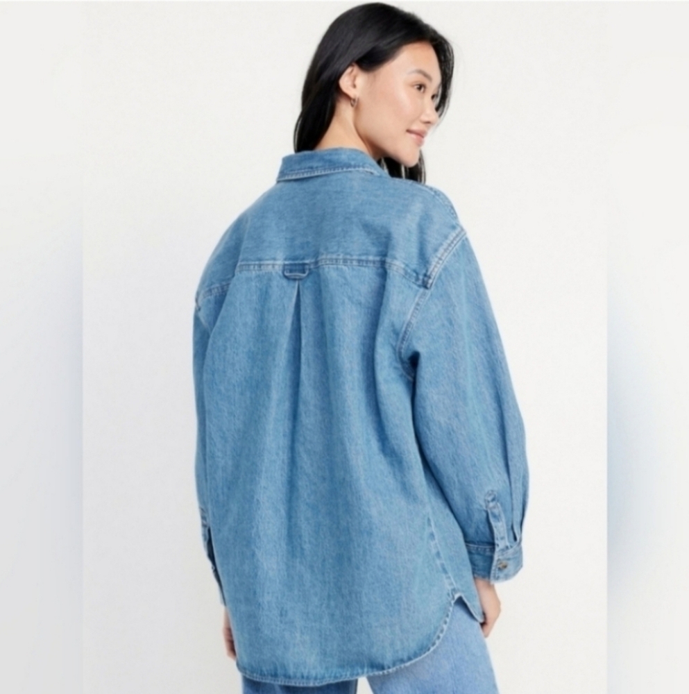 Old Navy Boyfriend Button-Down Jean Denim Tunic light wash - Picture 2 of 6